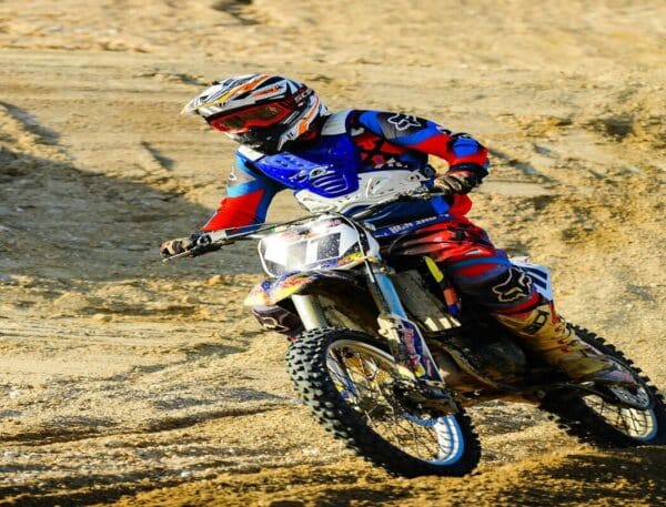 Mastering the Art of Riding a Clutch Dirt Bike